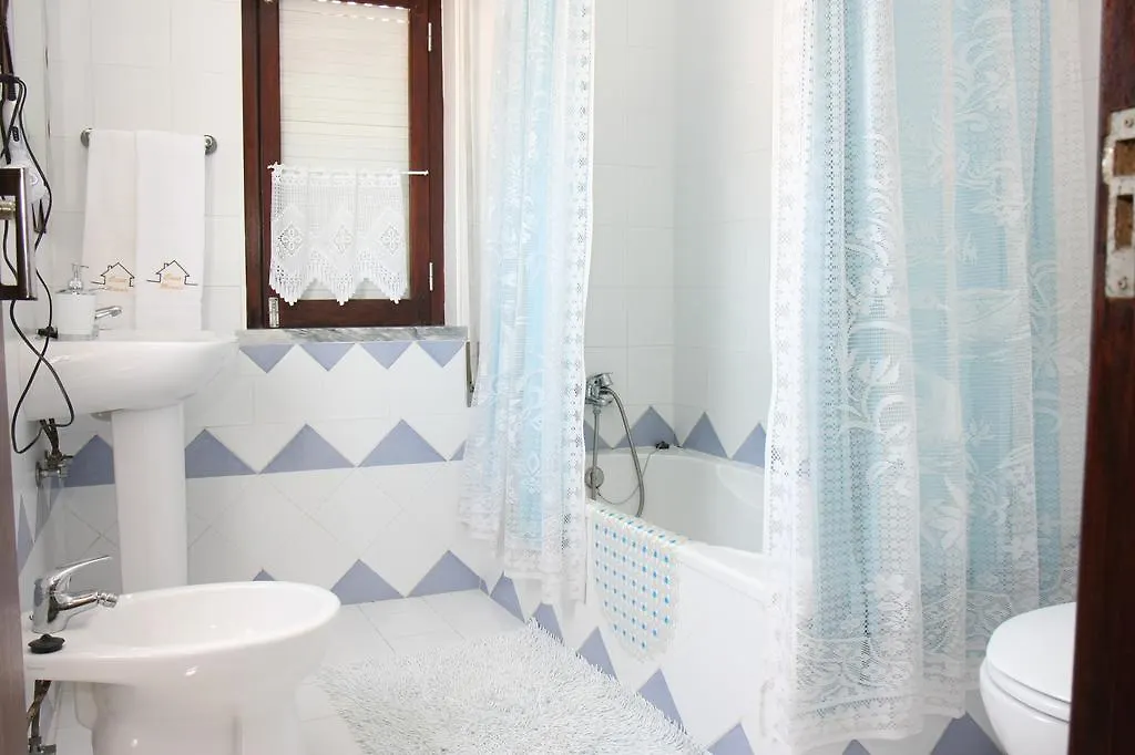 Casa Morais Bed & Breakfast Odeceixe 0*,